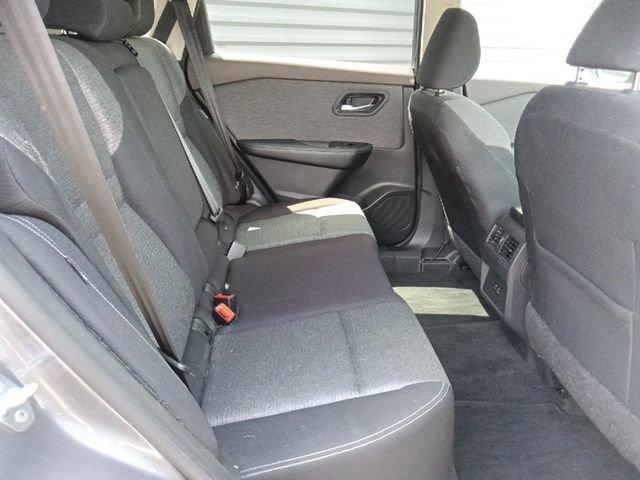 Used 2023 Nissan Rogue SV AWD/4WD image 29