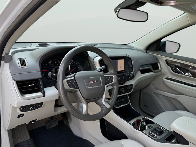 Used 2020 GMC Terrain Denali w/ Denali Premium Package FWD image 22