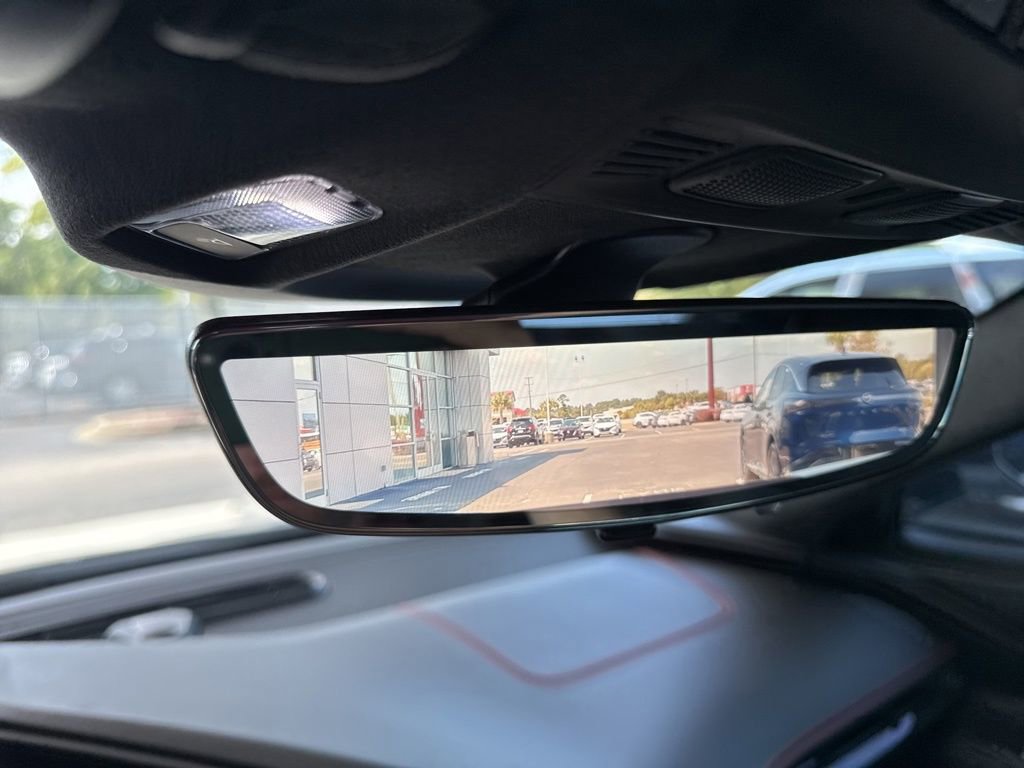 Used 2021 Chevrolet Corvette Stingray Premium Cpe w/ Z51 Performance Package image 26