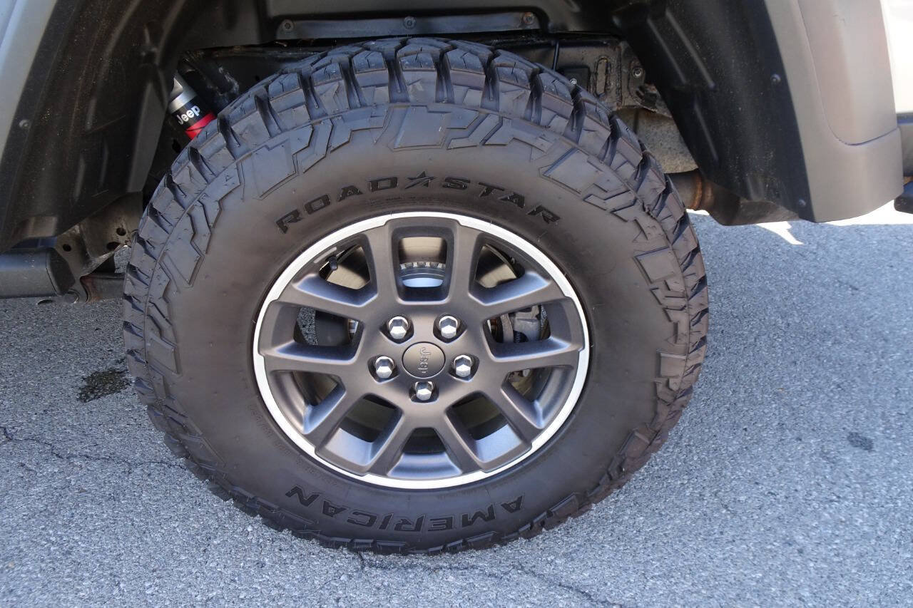 Used 2020 Jeep Gladiator Rubicon AWD/4WD image 11