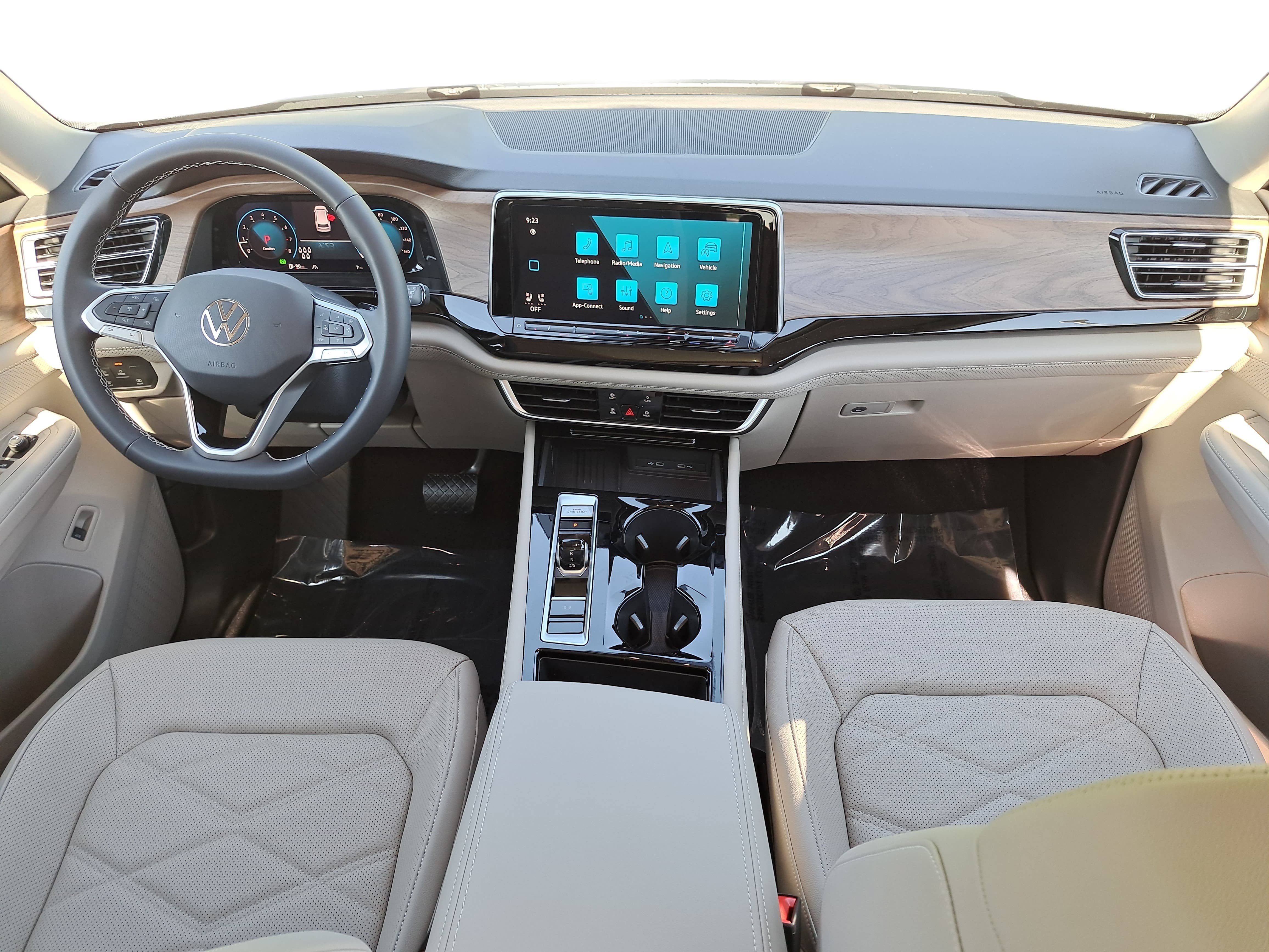 New 2026 Volkswagen Atlas SE AWD/4WD image 9