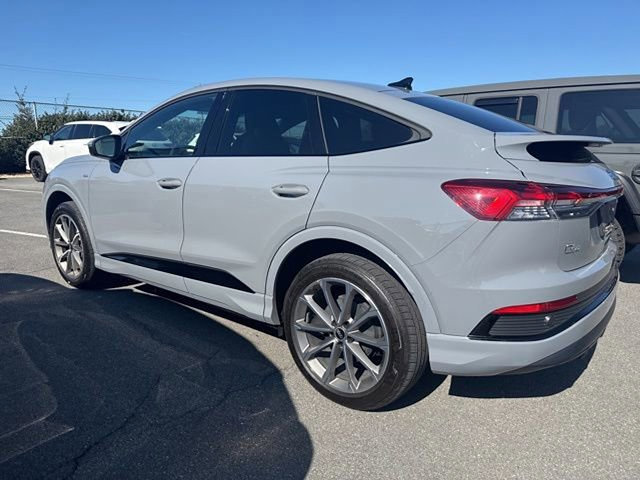 Used 2022 Audi Q4 e-tron Premium Plus AWD/4WD image 11