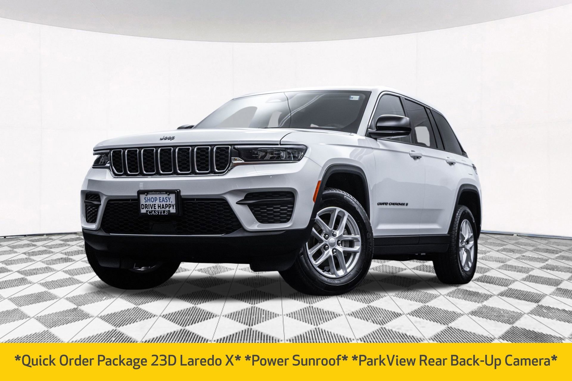 Used 2023 Jeep Grand Cherokee Laredo X image 2