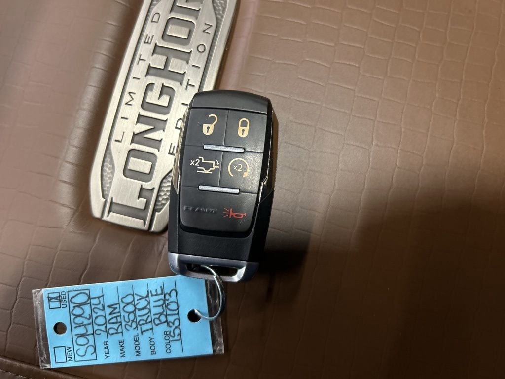 Used 2024 RAM 3500 Limited w/ Towing Technology Group image 21