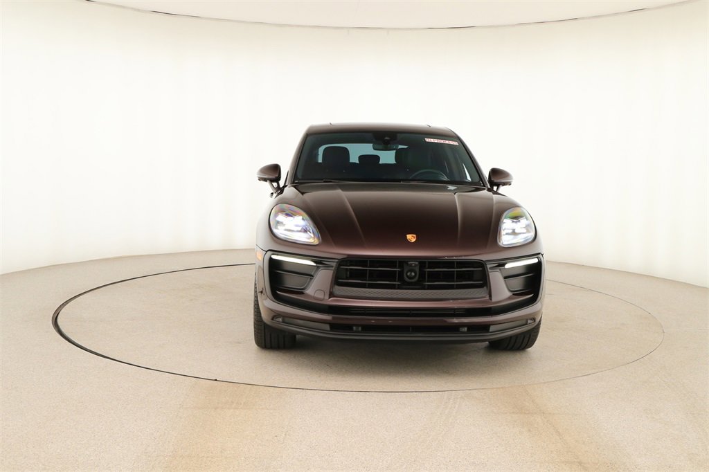 Used 2023 Porsche Macan Turbo image 11