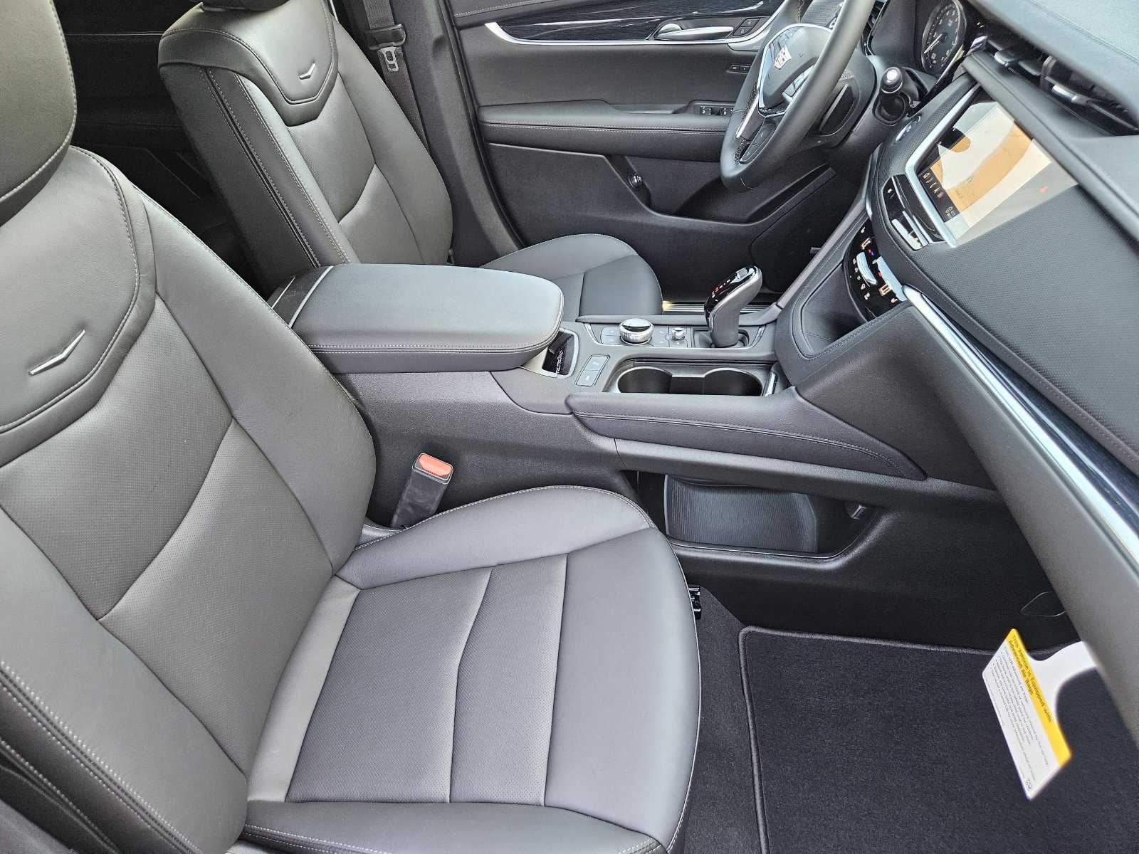 New 2026 Cadillac XT5 Premium Luxury AWD/4WD image 17