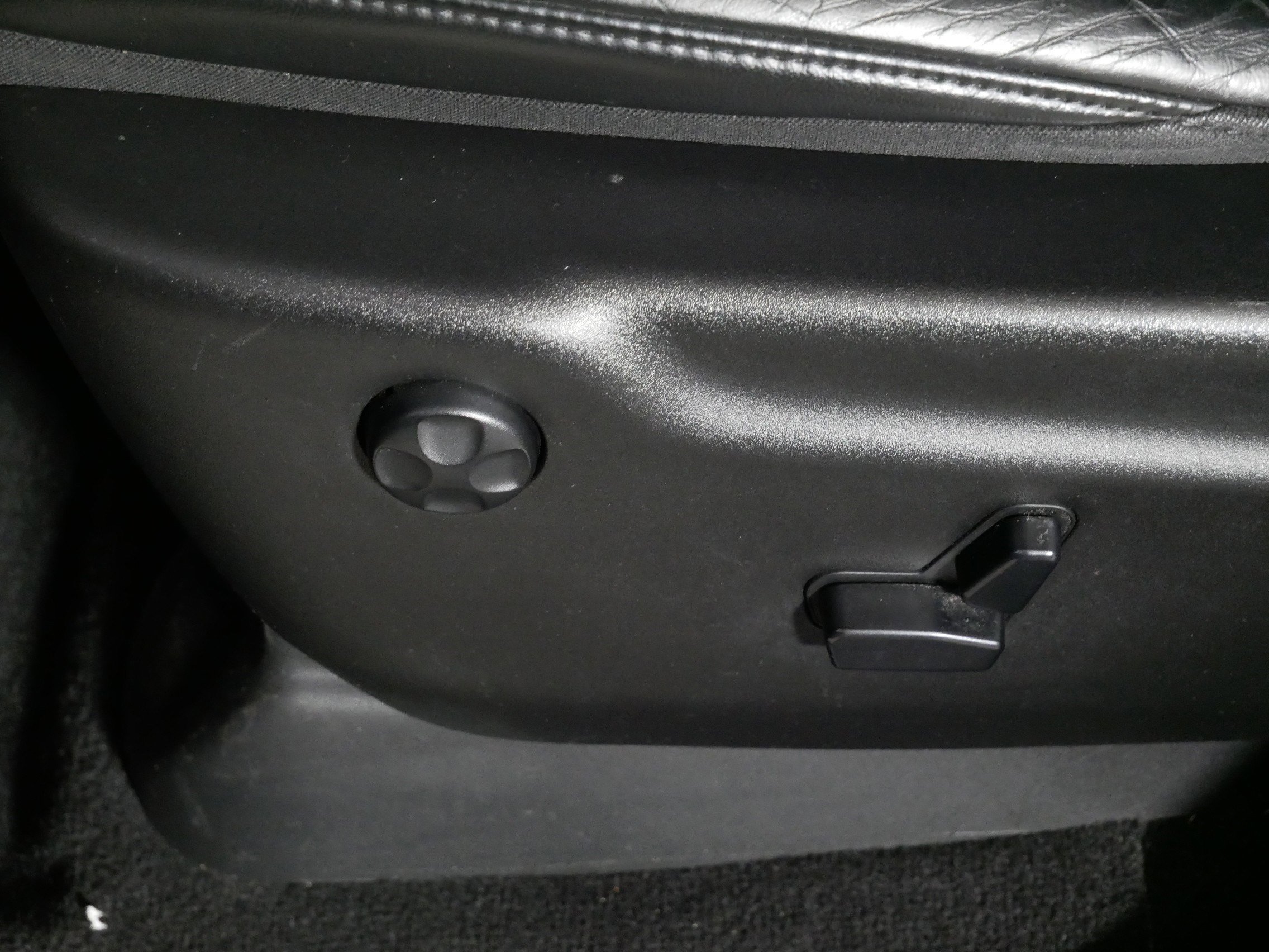 Used 2014 Jeep Grand Cherokee Limited image 20