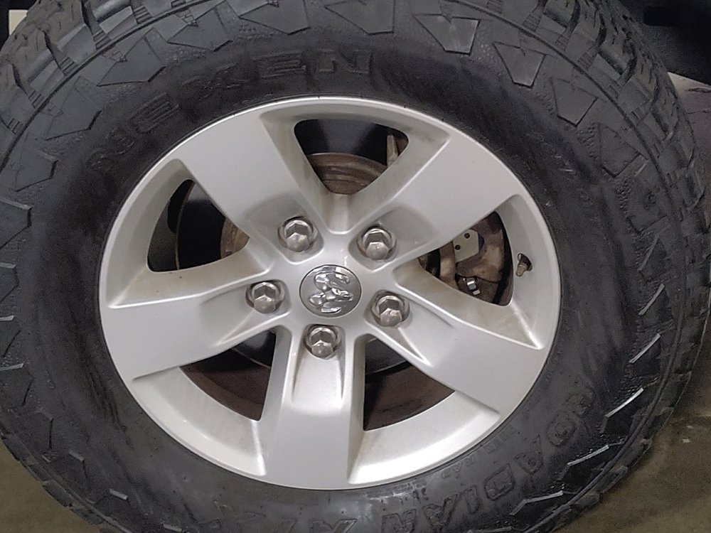 Used 2018 RAM 1500 Express AWD/4WD image 31