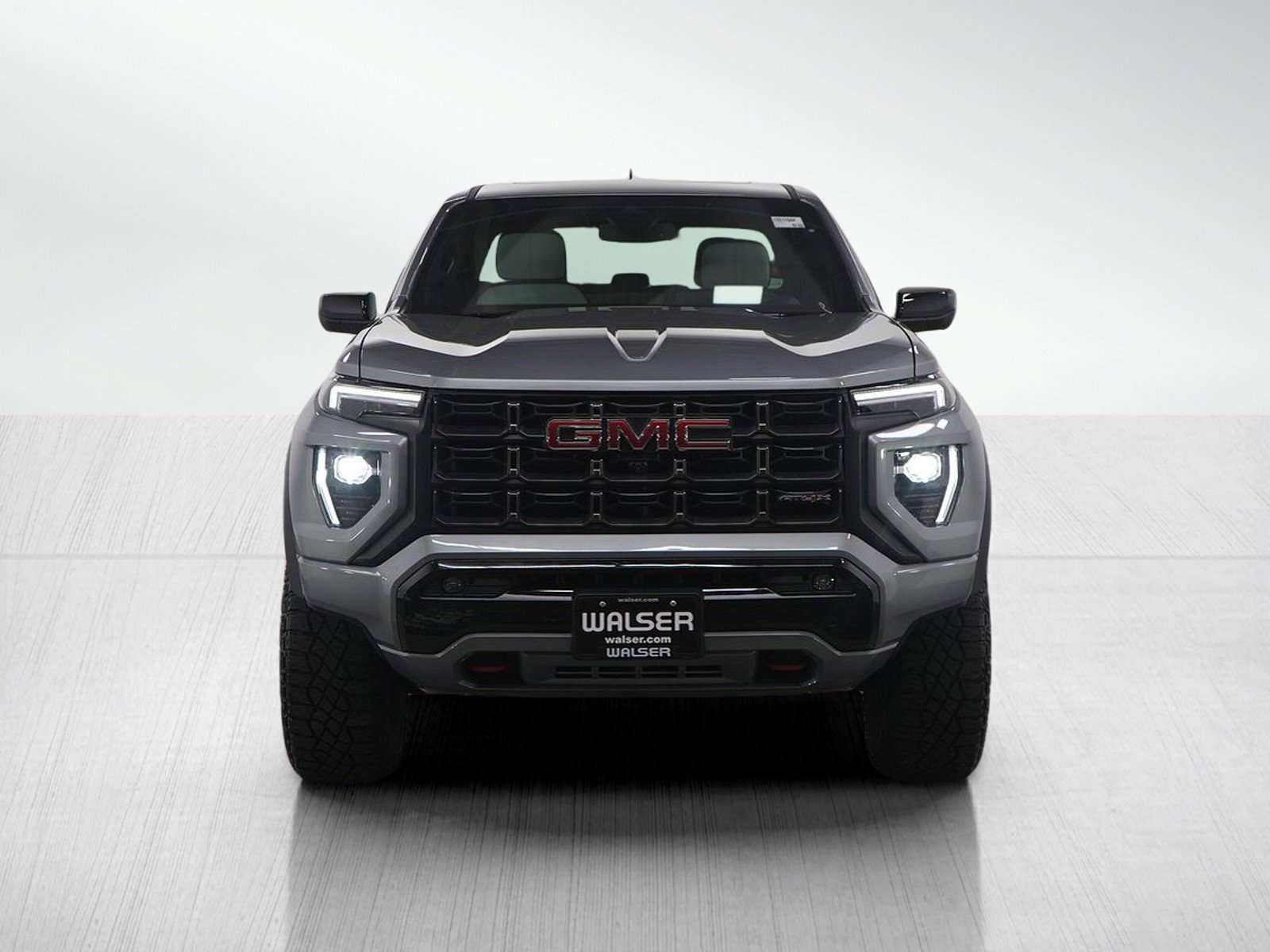 Used 2024 GMC Canyon AT4X image 8