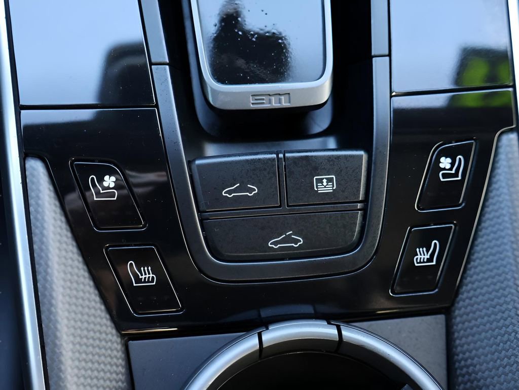 Certified 2021 Porsche 911 Turbo S AWD/4WD image 25
