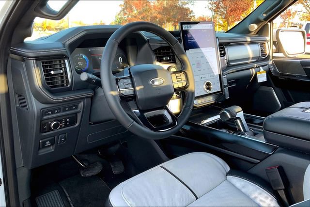 New 2023 Ford F150 Lightning Platinum AWD/4WD image 6