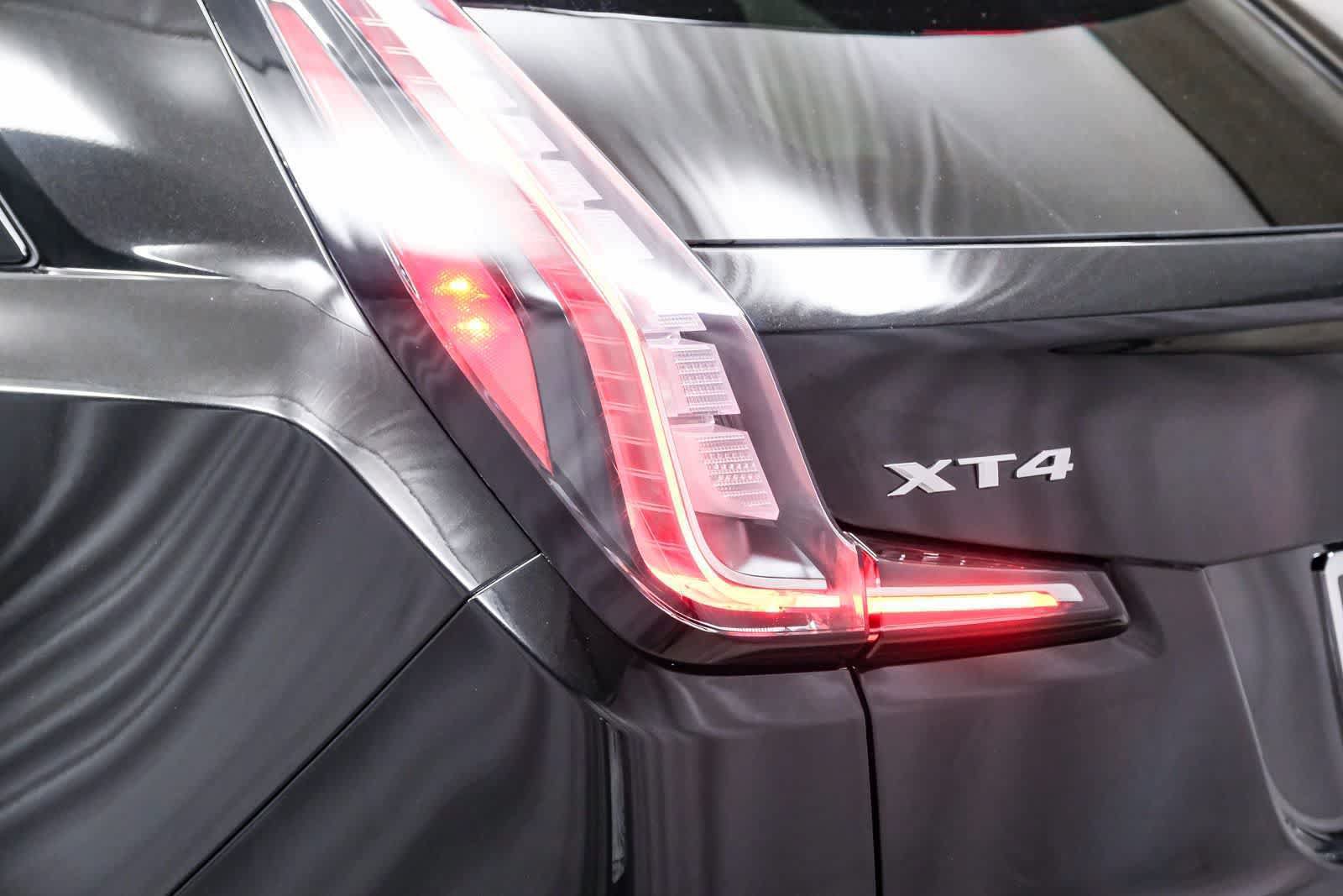 Used 2023 Cadillac XT4 Sport FWD image 7