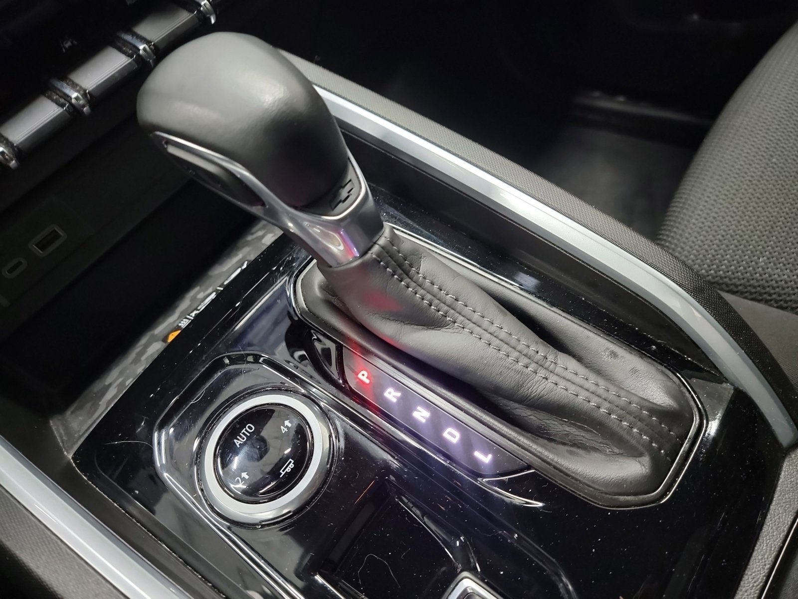 Used 2023 Chevrolet Colorado LT w/ LT Convenience Package II image 26