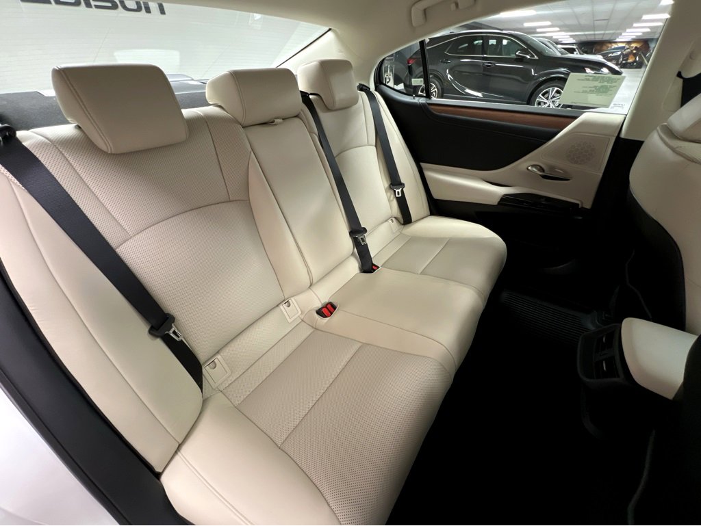 New 2025 Lexus ES 350 w/ Premium Package image 23