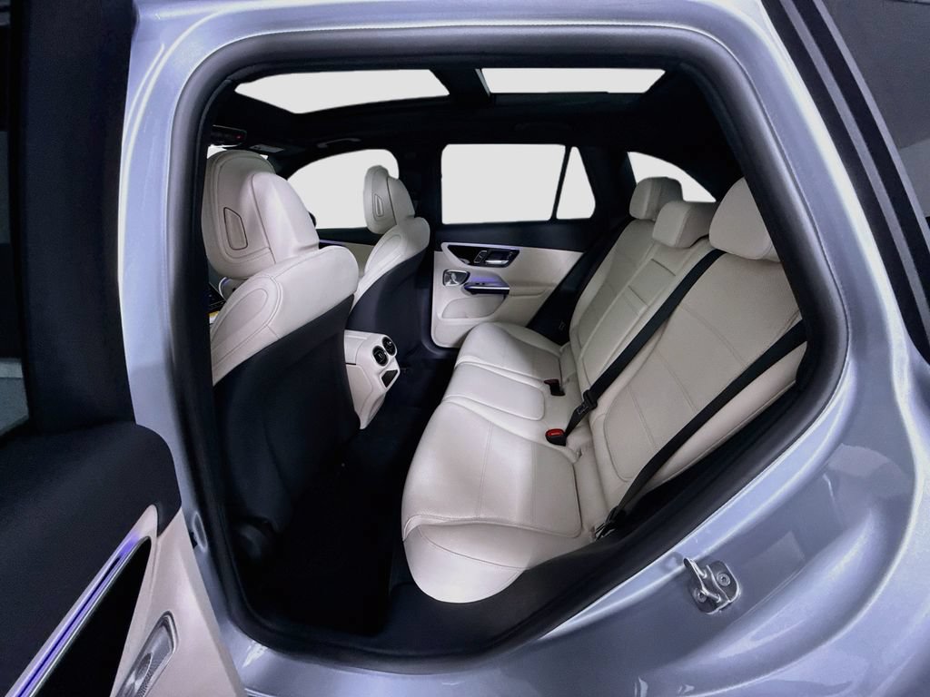 New 2027 Mercedes-Benz GLC 350e 4MATIC image 23