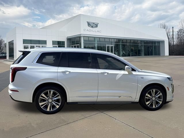 Used 2020 Cadillac XT6 Premium Luxury FWD image 2