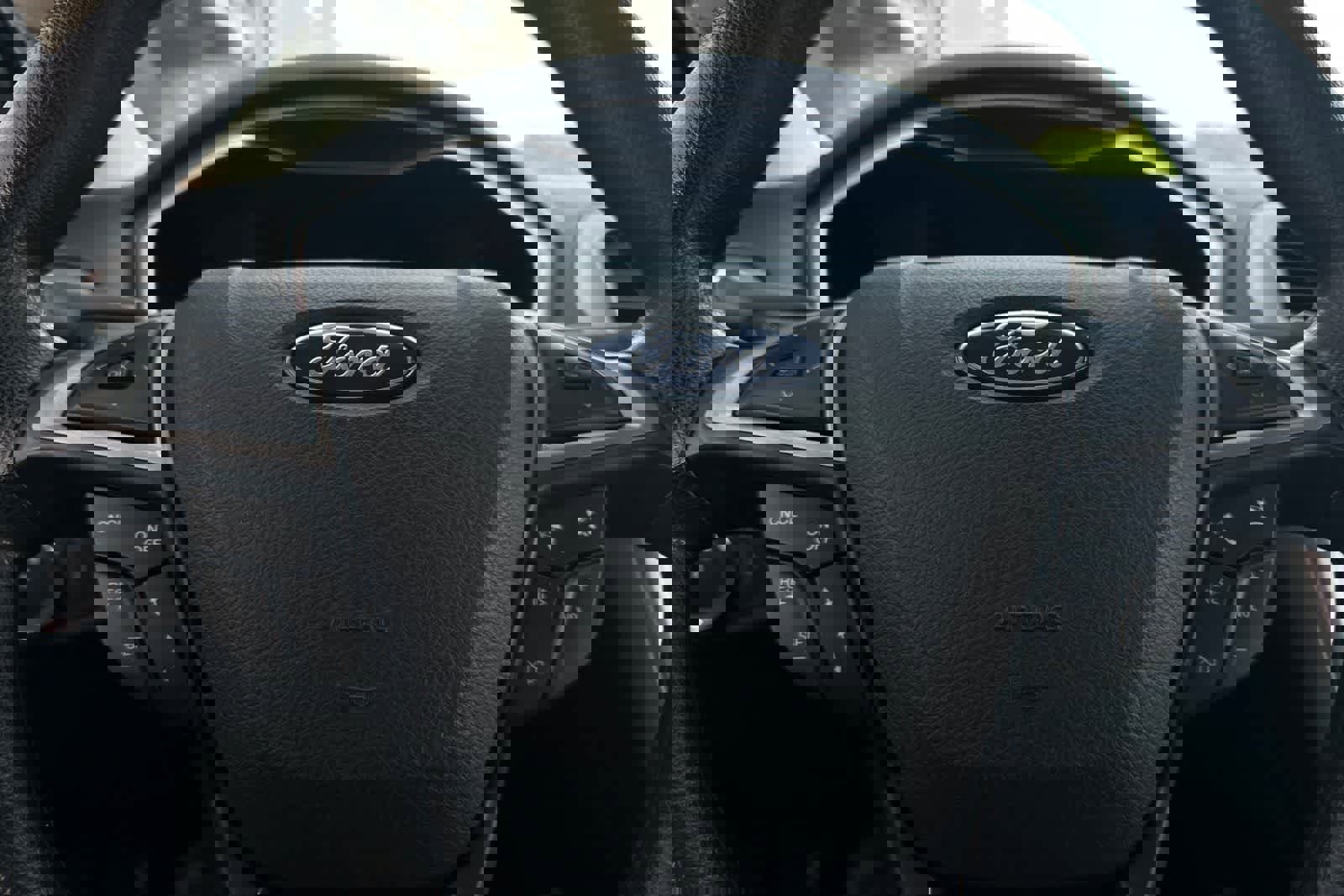 Used 2019 Ford Fusion SE image 25