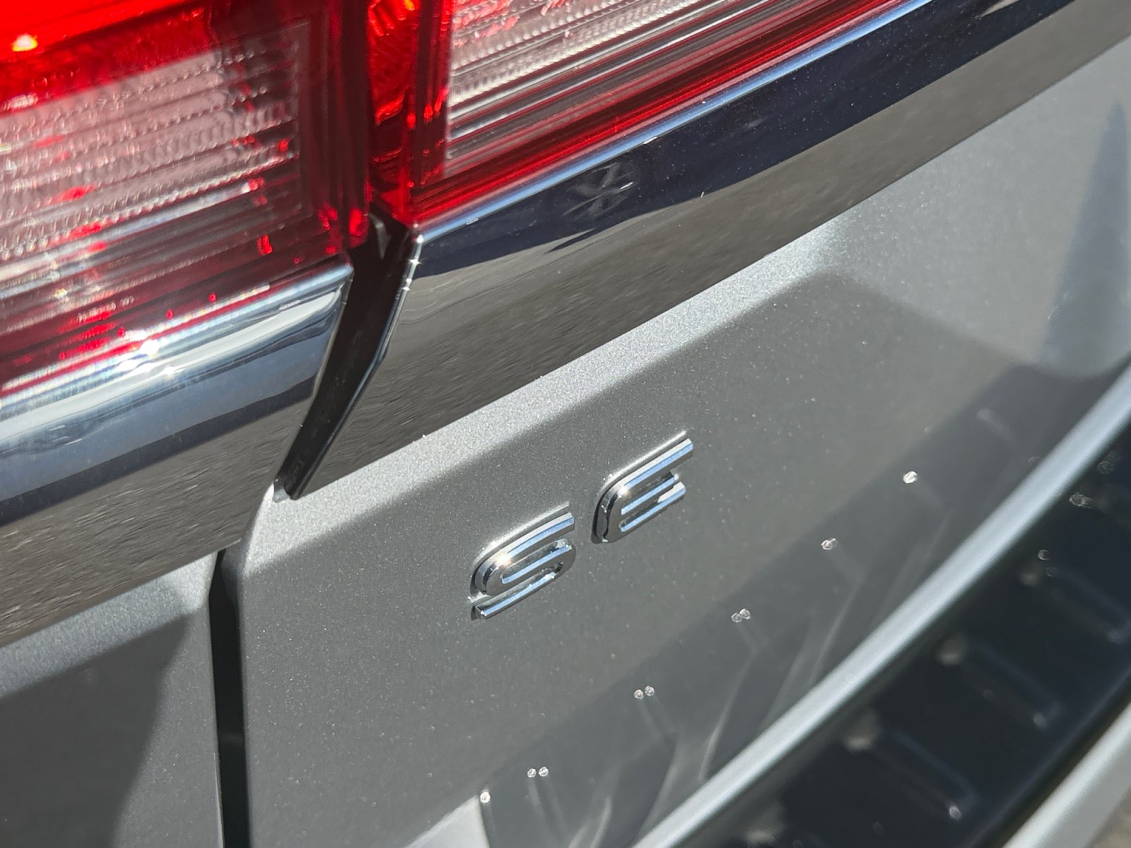 Used 2026 Volkswagen Atlas SE FWD image 23