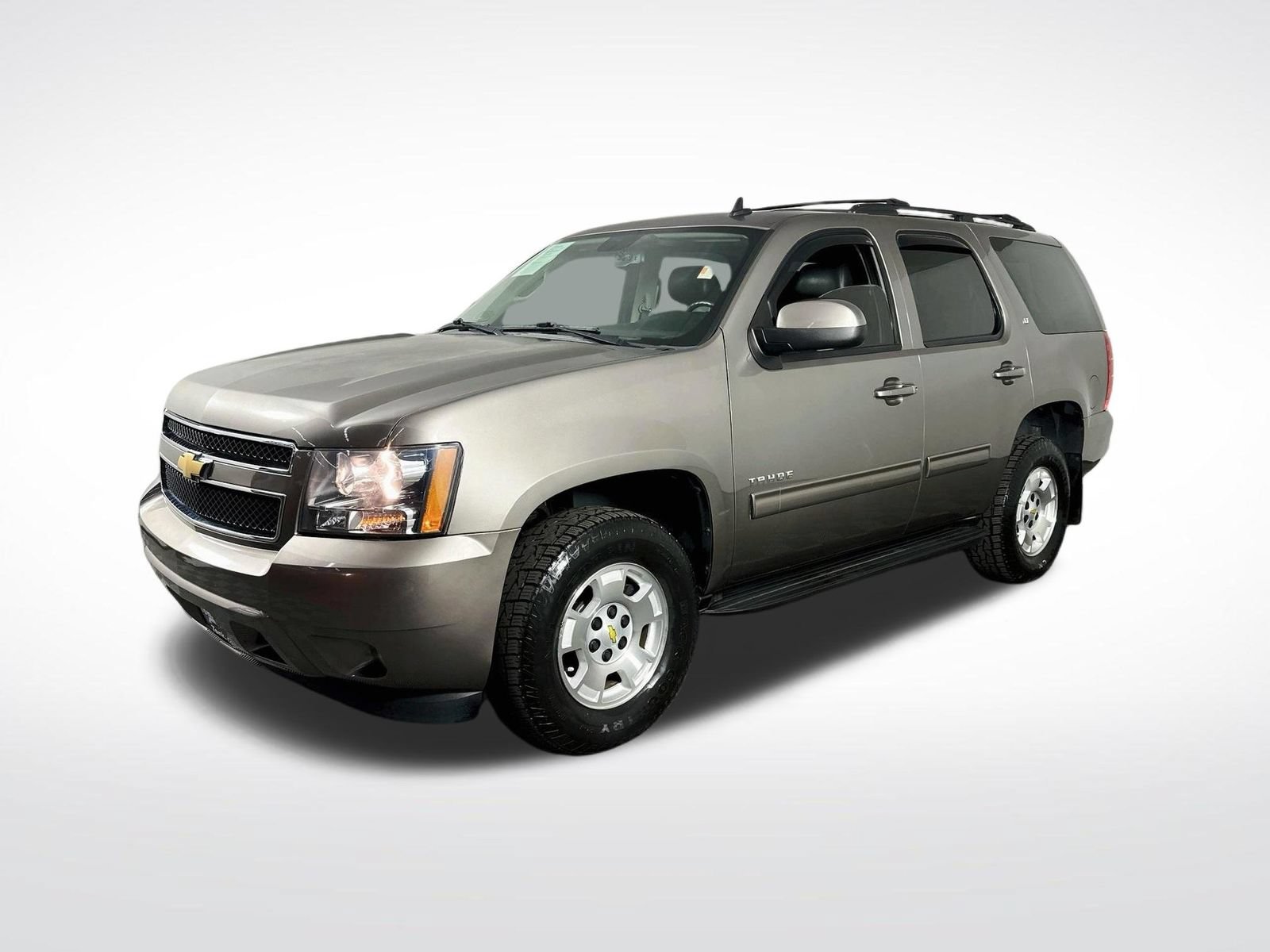 Used 2013 Chevrolet Tahoe LT w/ Luxury Package AWD/4WD image 4