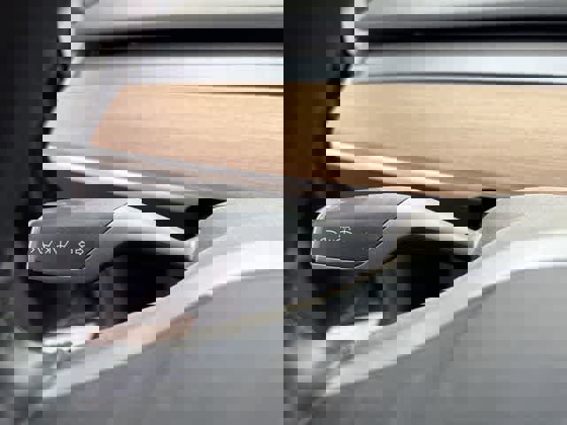 Used 2019 Tesla Model 3 Long Range image 15