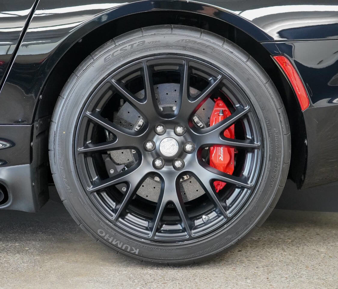 Used 2017 Dodge Viper GTC w/ ACR Package RWD image 21