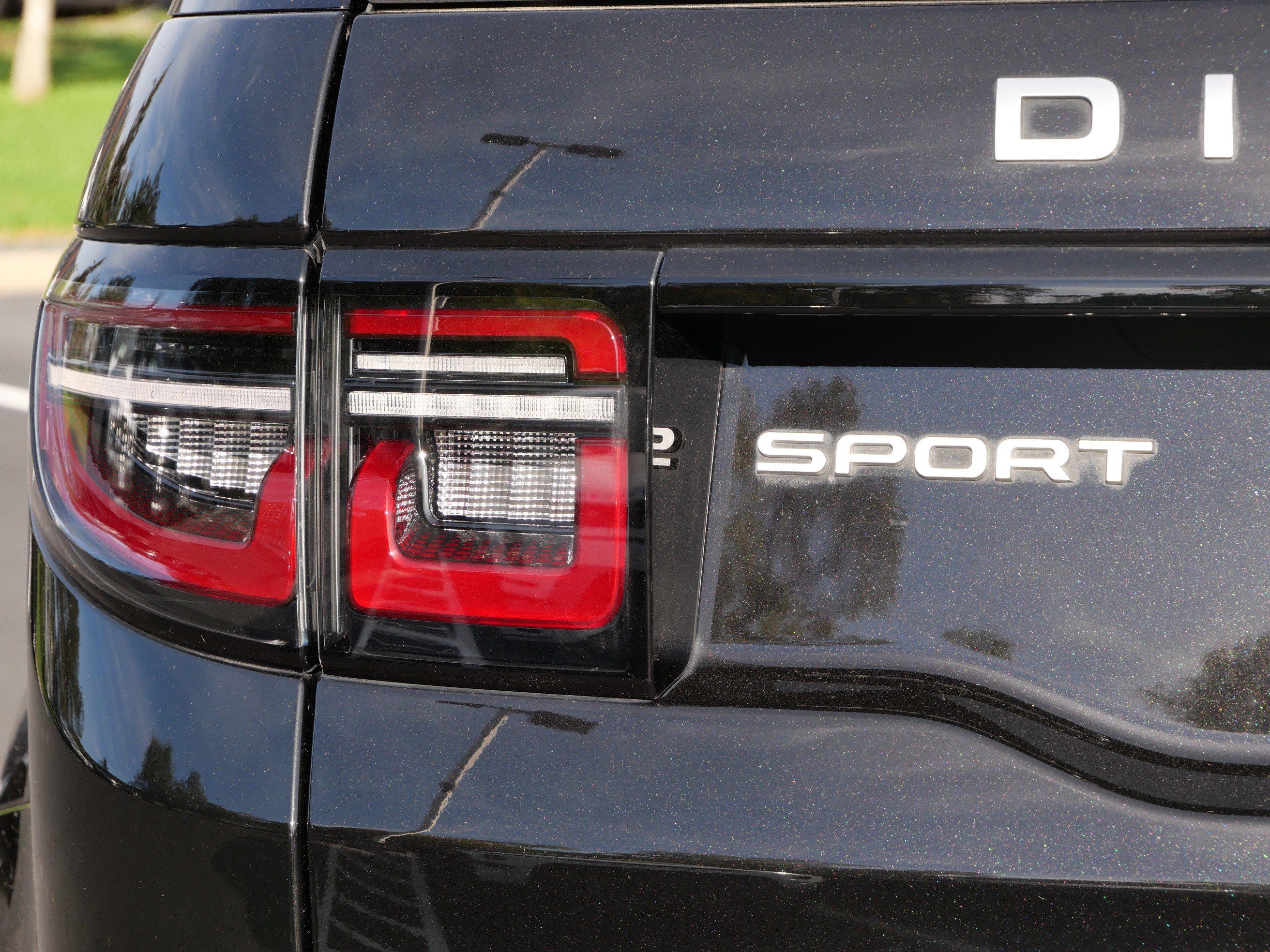 Used 2025 Land Rover Discovery Sport S AWD/4WD image 11