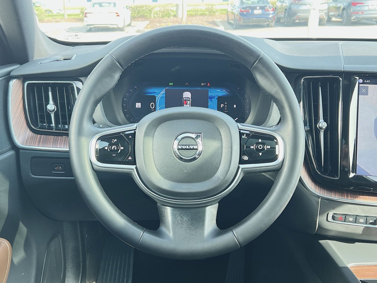 Certified 2023 Volvo XC60 B5 Plus w/ Climate Package AWD/4WD image 24
