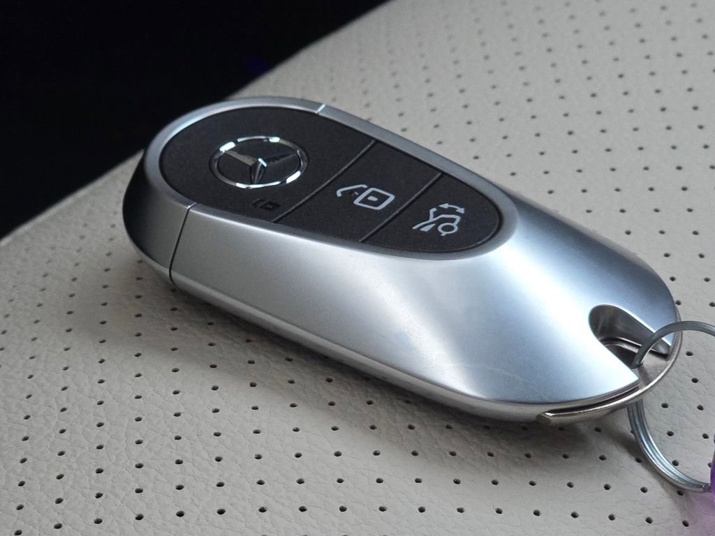 New 2026 Mercedes-Benz GLC 300 GLC 300 image 37