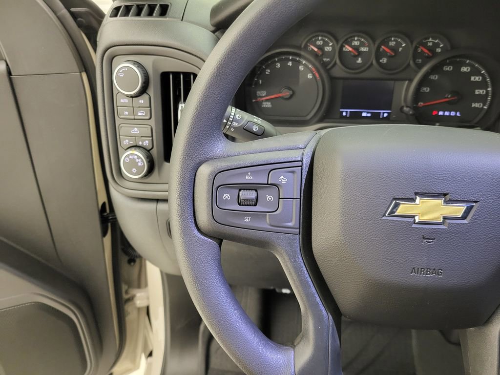 New 2026 Chevrolet Silverado 1500 Custom w/ LPO, Dark Essentials Package image 4