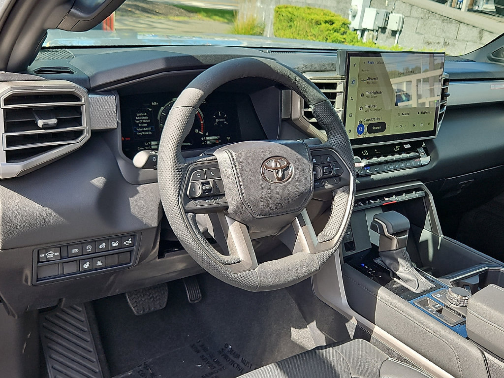 New 2026 Toyota Tundra Limited AWD/4WD image 16