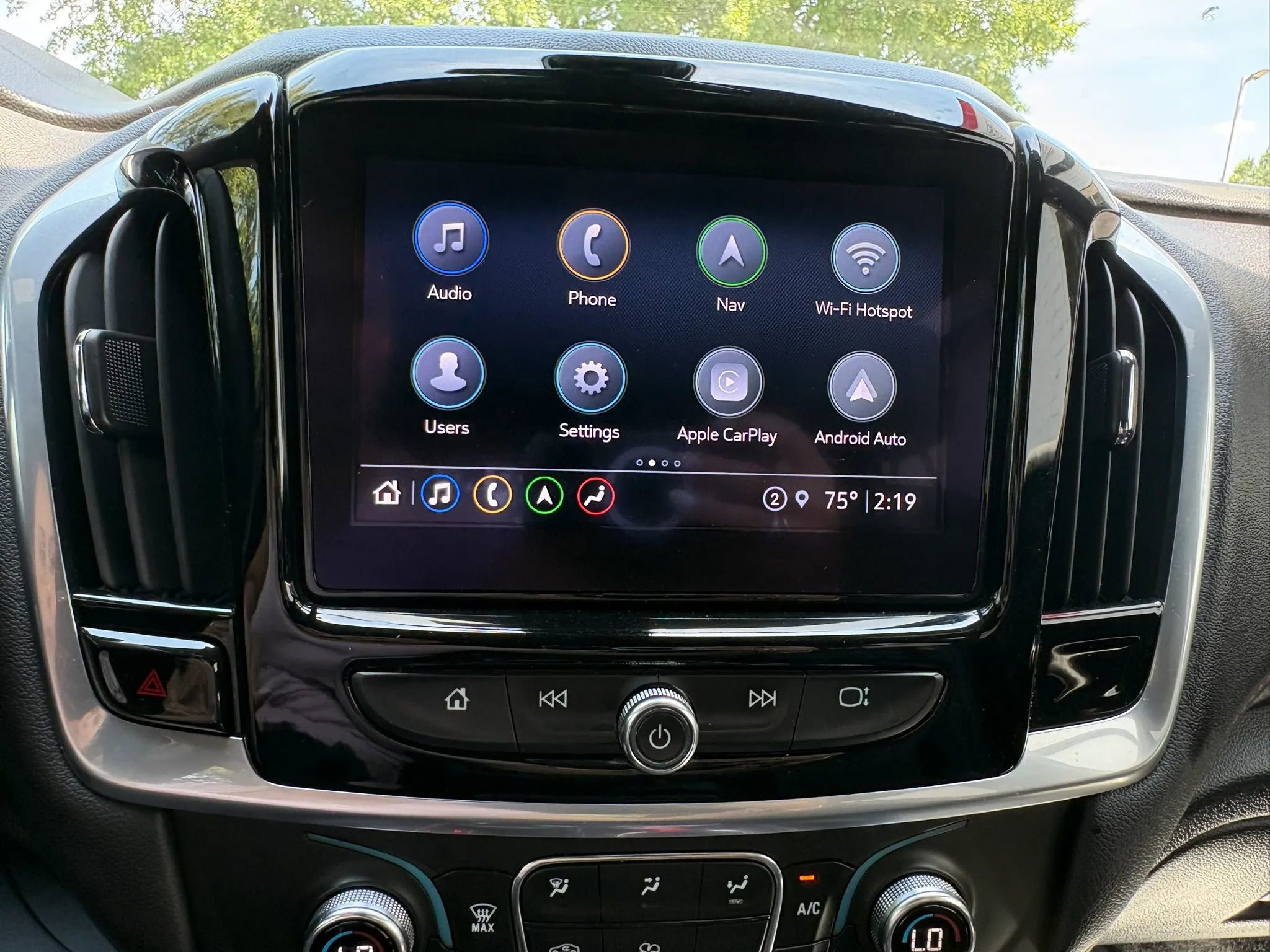 Used 2022 Chevrolet Traverse RS w/ LPO, 'HIT The Road' Package FWD image 45