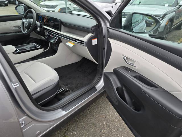 New 2026 Hyundai Tucson Blue SE AWD/4WD image 12