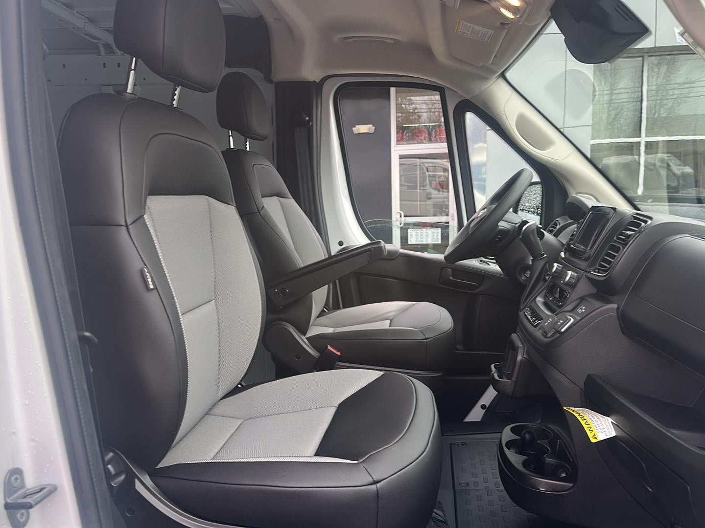 New 2026 RAM ProMaster 1500 w/ Convenience Group FWD image 4