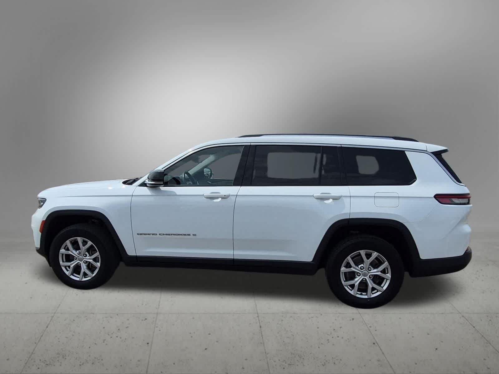 Used 2021 Jeep Grand Cherokee L Limited AWD/4WD image 3