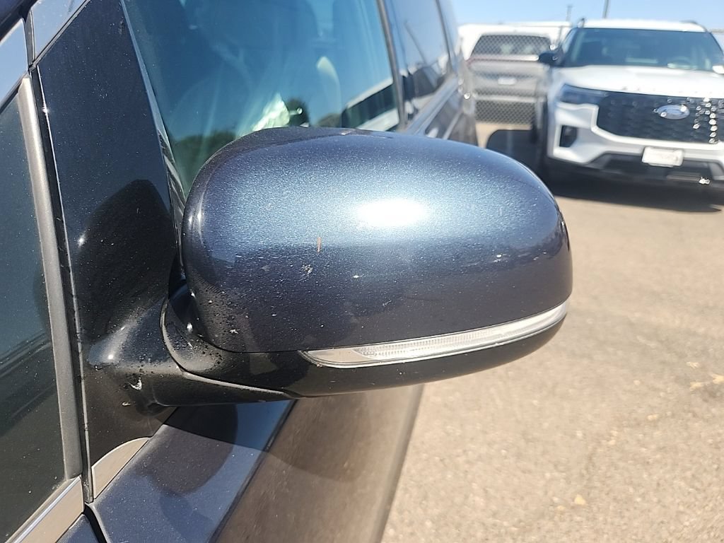Used 2016 Kia Sedona SX FWD image 7
