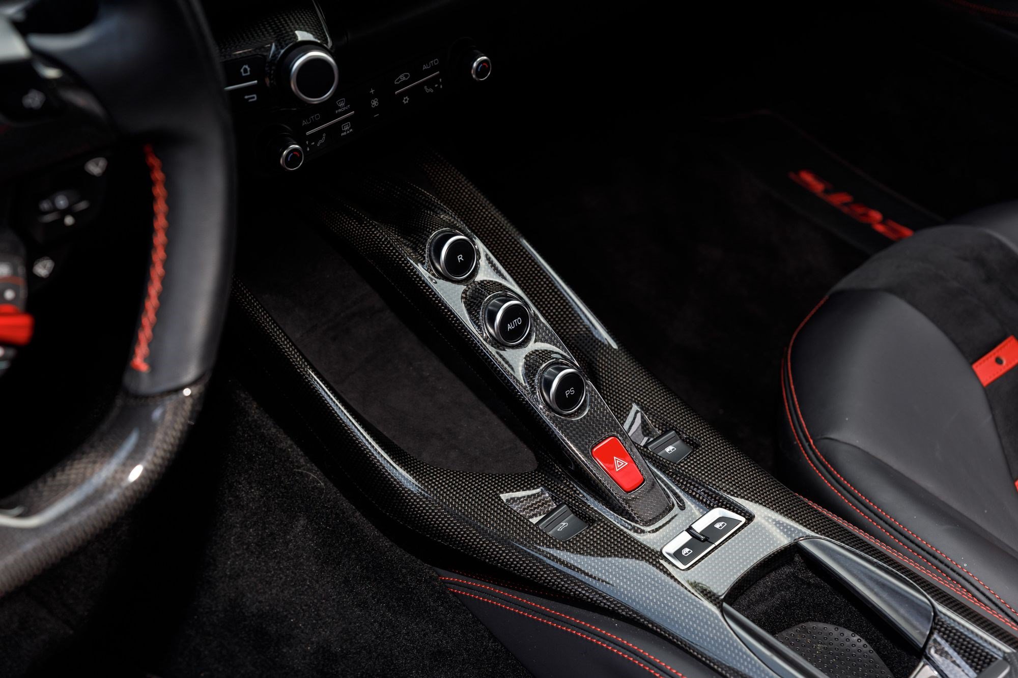 Used 2021 Ferrari 812 GTS RWD image 29