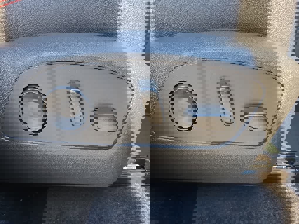 New 2026 Chevrolet Traverse RS image 48