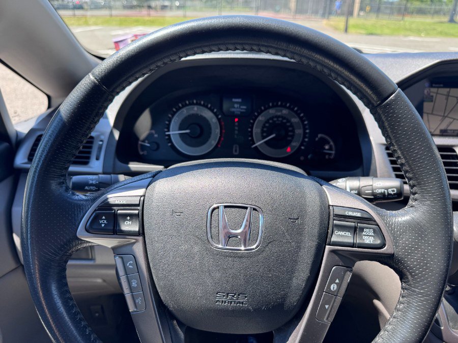 Used 2016 Honda Odyssey Touring Elite image 24