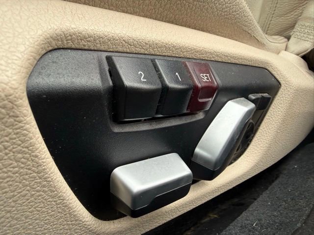 Used 2018 BMW 330e image 17