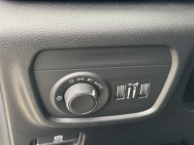 New 2025 Jeep Grand Cherokee Altitude w/ MOPAR Finishing Package image 17