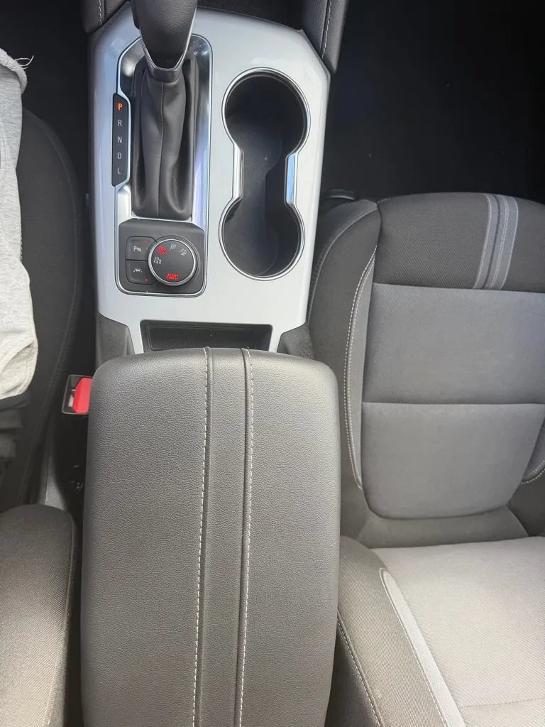 Used 2026 Chevrolet Blazer LT AWD/4WD image 14