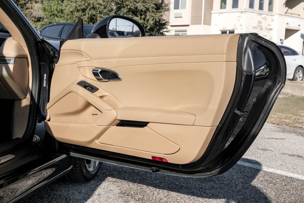 Used 2015 Porsche Cayman image 33