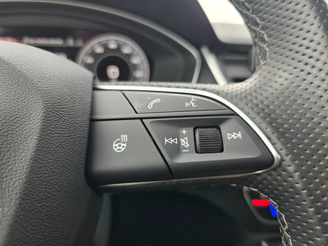 Used 2022 Audi Q5 e Prestige AWD/4WD image 25