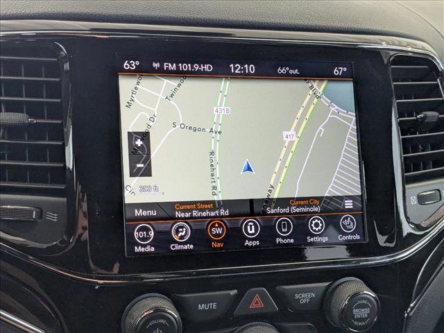 Used 2021 Jeep Grand Cherokee Overland w/ Trailer Tow Group IV image 12