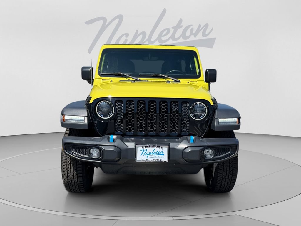 Used 2023 Jeep Wrangler Unlimited w/ Cold Weather Group AWD/4WD image 9