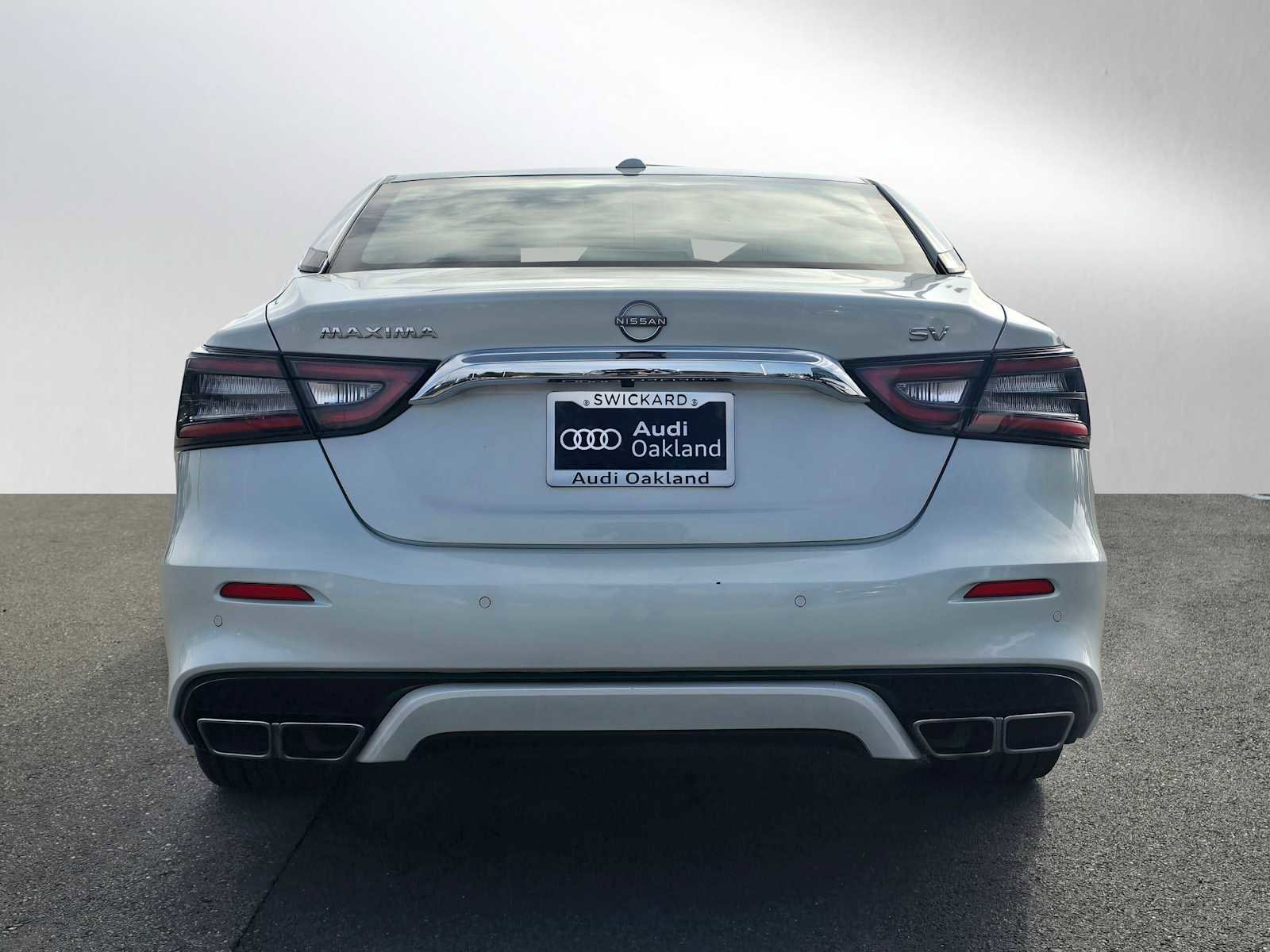 Used 2023 Nissan Maxima SV w/ Floor Mat Group image 4