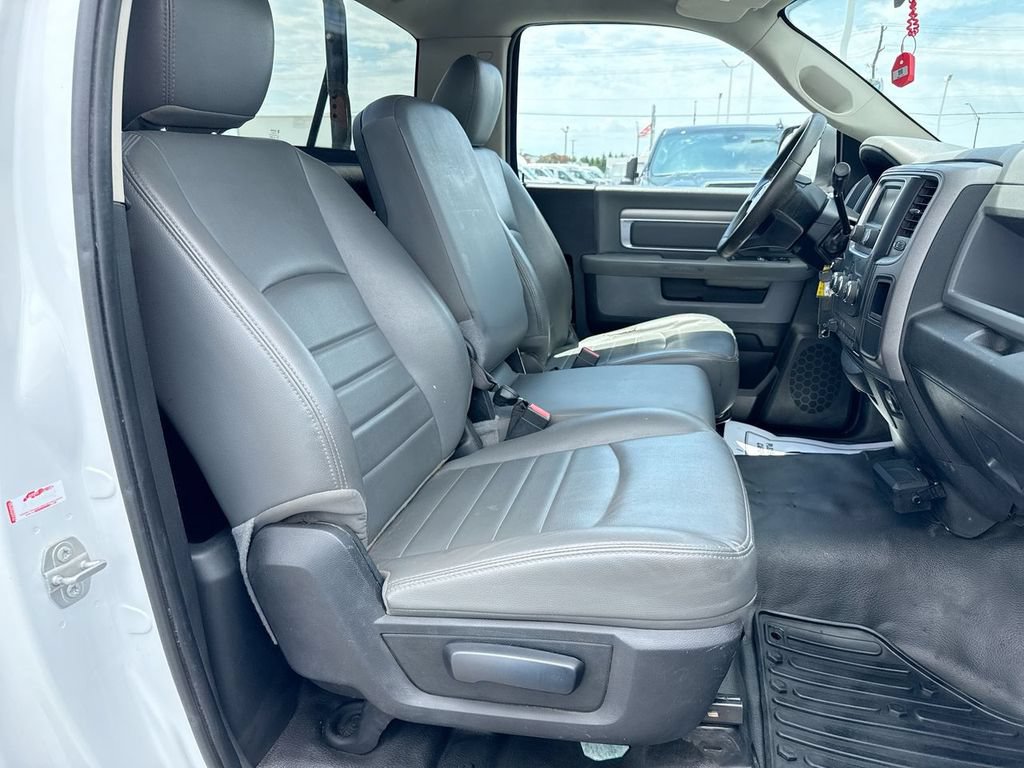 Used 2018 RAM 3500 Tradesman w/ Power & Remote Entry Group RWD image 16