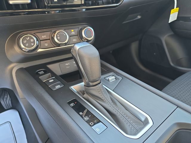 New 2026 Nissan Kicks S image 25