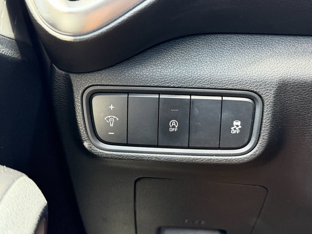 Used 2021 Kia Soul LX FWD image 29