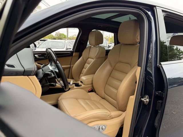 Used 2018 Porsche Macan GTS AWD/4WD image 21